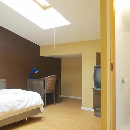 16Eur - Rotermanni Hostel *