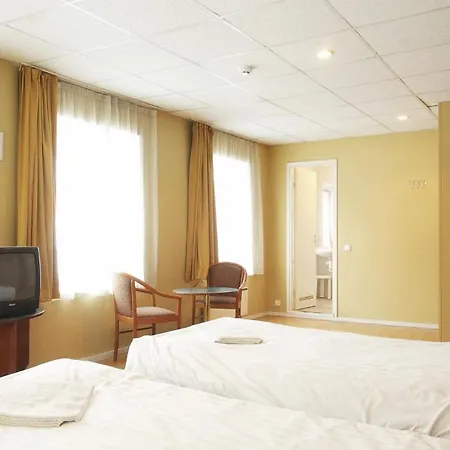 16Eur - Rotermanni * Tallinn