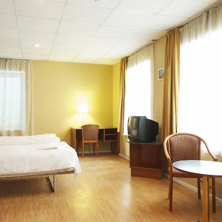 Hostel 16Eur - Rotermanni