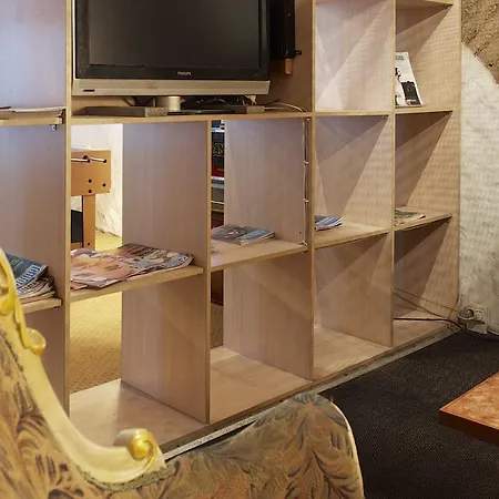 16Eur - Rotermanni Hostel *