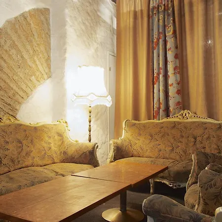 16Eur - Rotermanni Hostel Tallinn