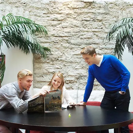 16Eur - Rotermanni Hostel *