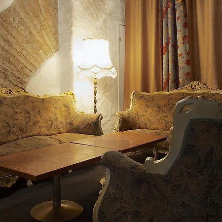 Hostel 16Eur - Rotermanni Tallinn