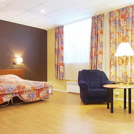 16Eur - Rotermanni * Tallinn